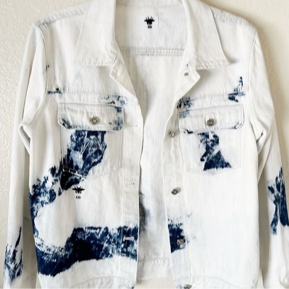 Authentic CHRISTIAN DIOR 2020 Printed Denim Jacket size 4 - Picture 4 of 13